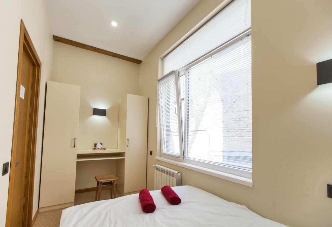 Nap & Rest Hostel Киев Экстерьер фото