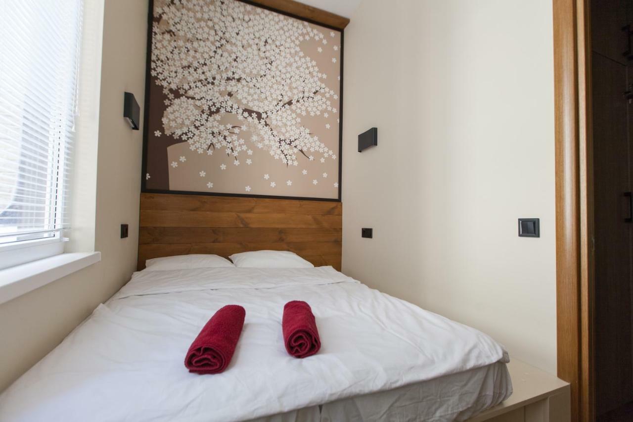 Nap & Rest Hostel Киев Экстерьер фото
