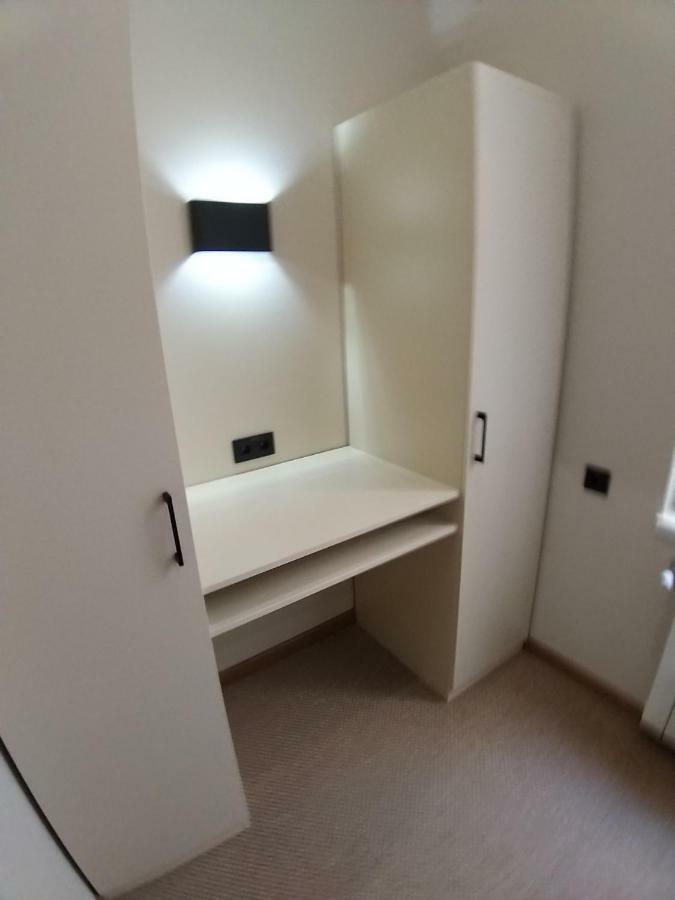 Nap & Rest Hostel Киев Экстерьер фото