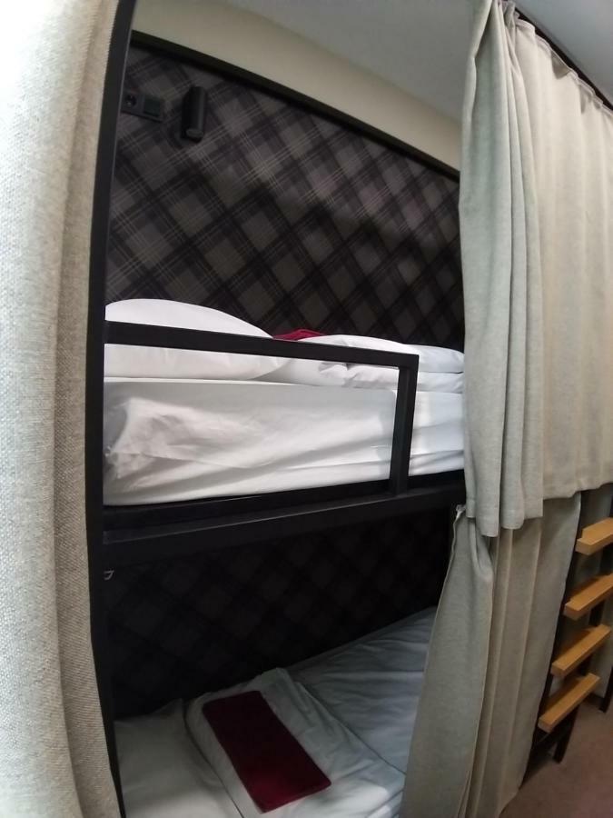 Nap & Rest Hostel Киев Экстерьер фото